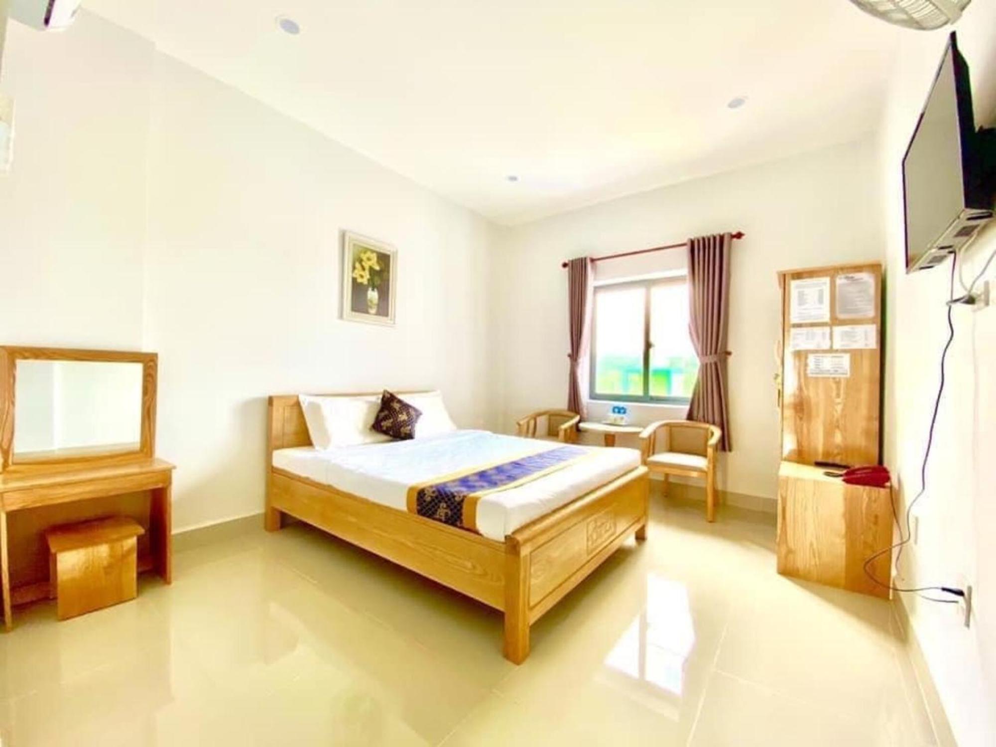 Bien Dong Hotel Dao Phu Quy Cu Lao Thu Exterior photo