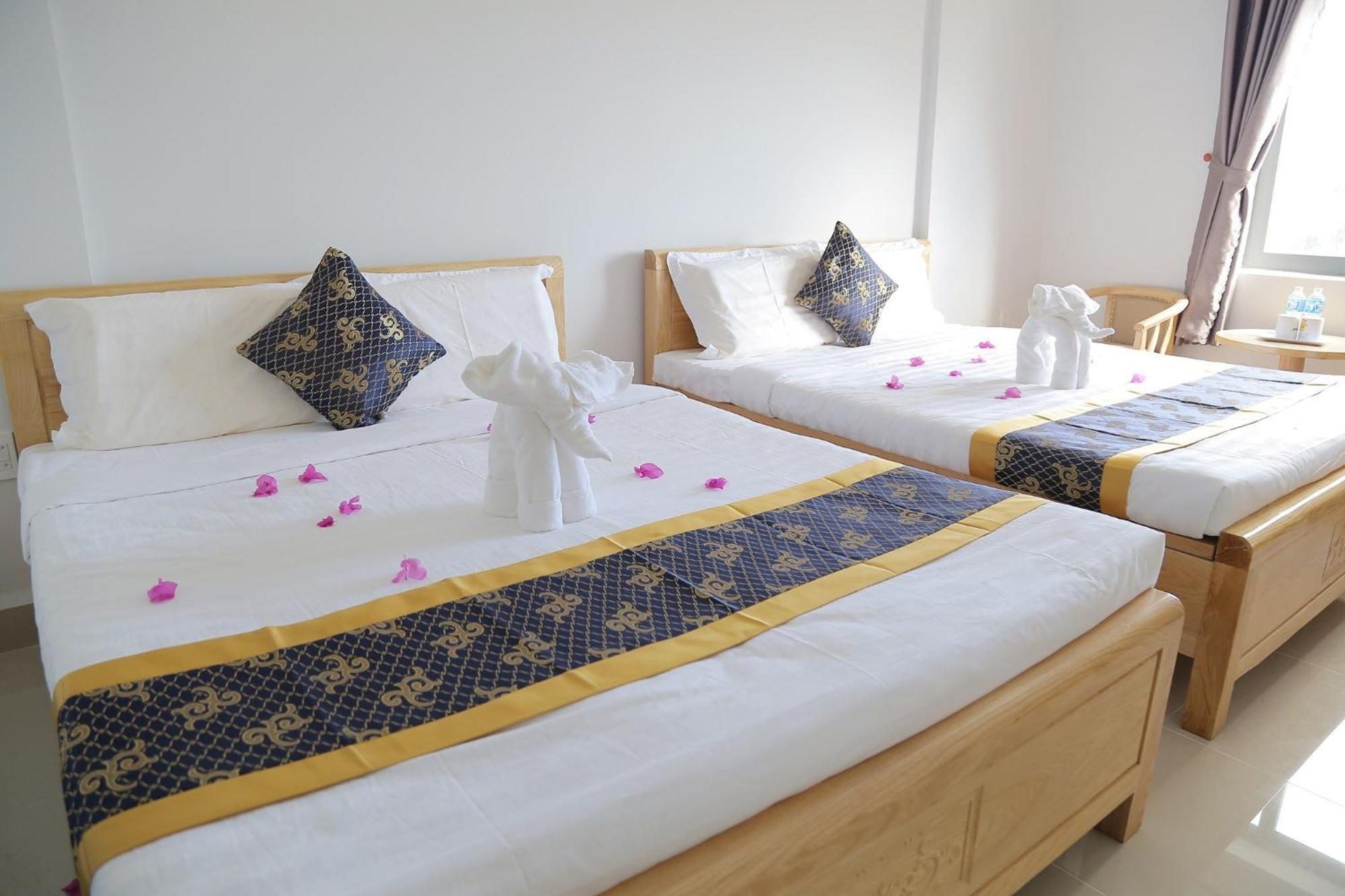 Bien Dong Hotel Dao Phu Quy Cu Lao Thu Exterior photo
