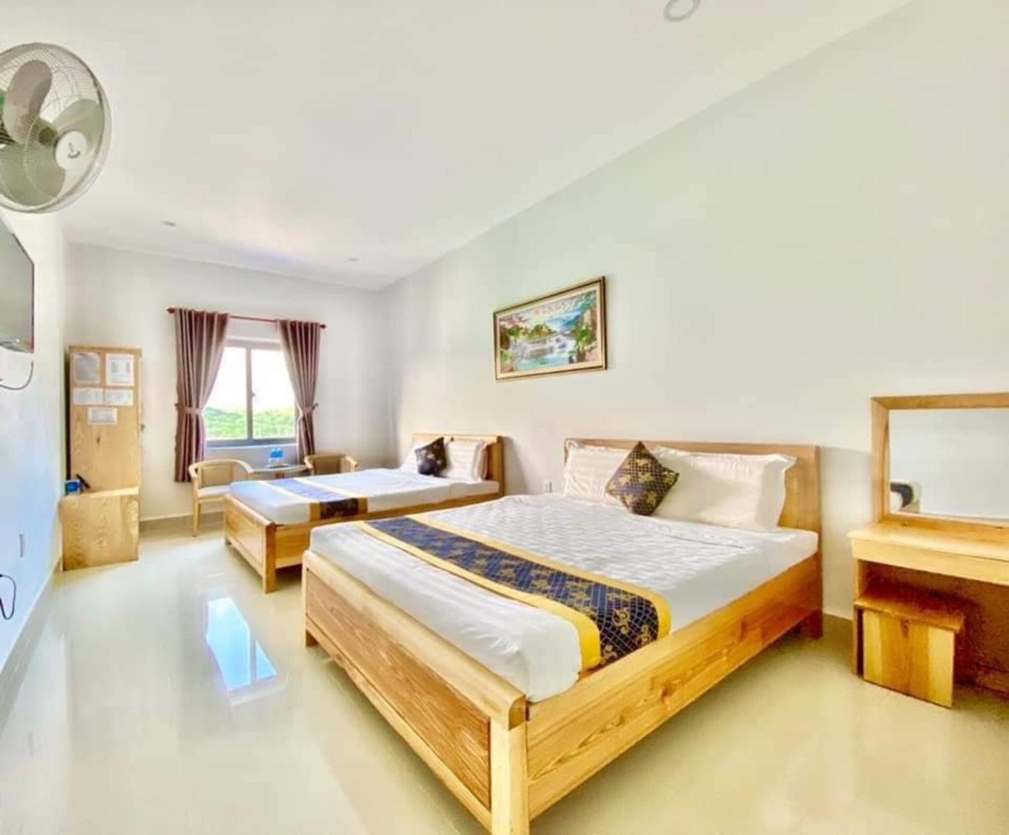 Bien Dong Hotel Dao Phu Quy Cu Lao Thu Exterior photo